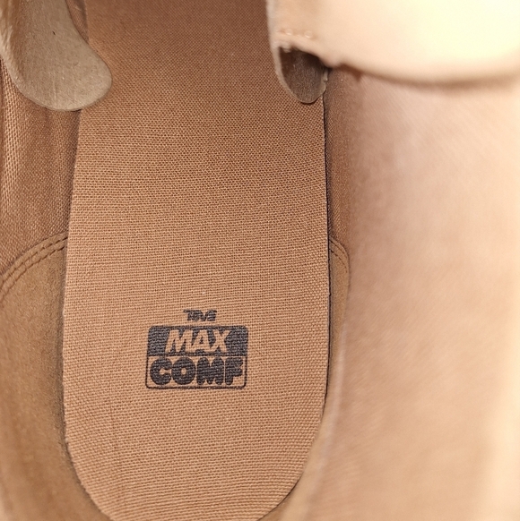 A pair of Teva W. Midform Boot 1123510/ SDDN in a ladies size 9 and 10. NWB - Picture 12 of 13